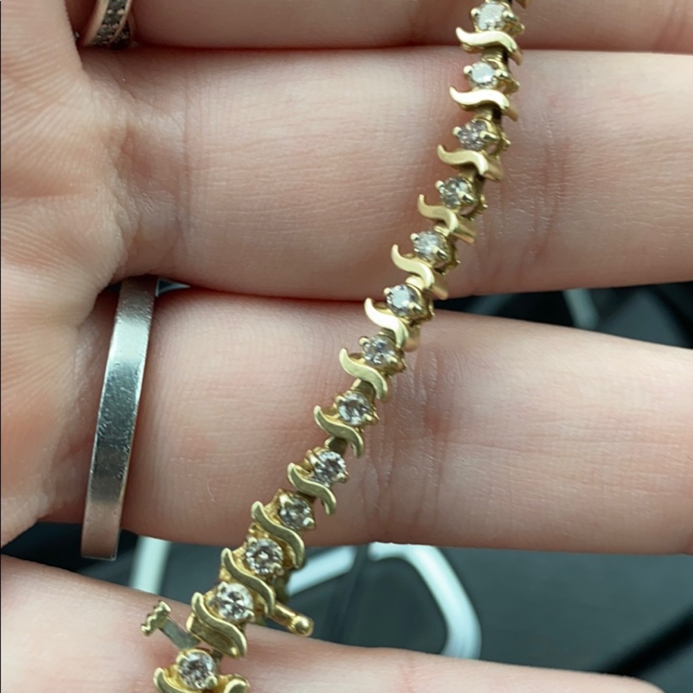 14k gold tennis bracelet - Picture 2 of 2